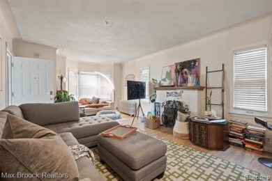 Discover this inviting 2-bed, 2-bath home that blends character on Evergreen Hills Golf Course in Michigan - for sale on GolfHomes.com, golf home, golf lot