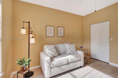 BRIGHT AND BEAUTIFULLY PRESENTED 2 BED / 2 BATH CONDO IN ROYAL on Gateway Golf and Country Club in Florida - for sale on GolfHomes.com, golf home, golf lot