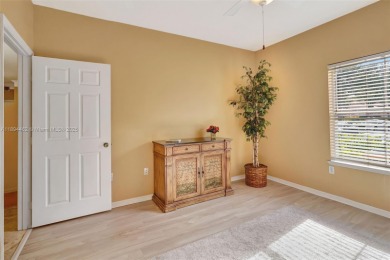 BRIGHT AND BEAUTIFULLY PRESENTED 2 BED / 2 BATH CONDO IN ROYAL on Gateway Golf and Country Club in Florida - for sale on GolfHomes.com, golf home, golf lot