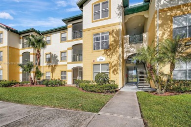 BRIGHT AND BEAUTIFULLY PRESENTED 2 BED / 2 BATH CONDO IN ROYAL on Gateway Golf and Country Club in Florida - for sale on GolfHomes.com, golf home, golf lot