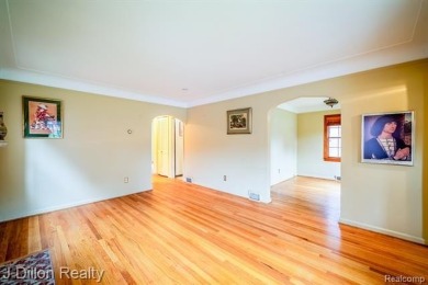 Welcome to 640 N Elizabeth St--charming, classic, and full of on Dearborn Country Club in Michigan - for sale on GolfHomes.com, golf home, golf lot