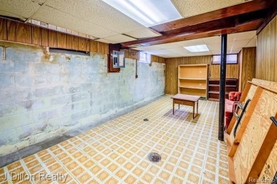 Welcome to 640 N Elizabeth St--charming, classic, and full of on Dearborn Country Club in Michigan - for sale on GolfHomes.com, golf home, golf lot