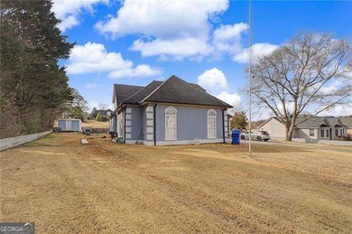 Houses like this don't come often!! This stunning 6 bedroom, 4 on Meadow Lakes Golf Course in Georgia - for sale on GolfHomes.com, golf home, golf lot