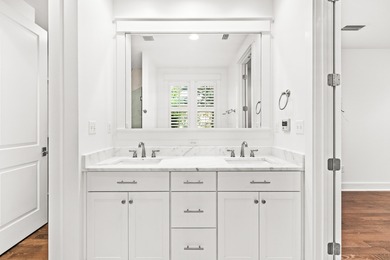 Beautifully maintained 4BR / 3.5BA singlefamily home in the on Origins Golf Club in Florida - for sale on GolfHomes.com, golf home, golf lot