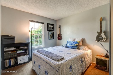 Immaculate 2 bedroom 2 bath first floor unit located in Freehold on Raintree Golf Course in New Jersey - for sale on GolfHomes.com, golf home, golf lot