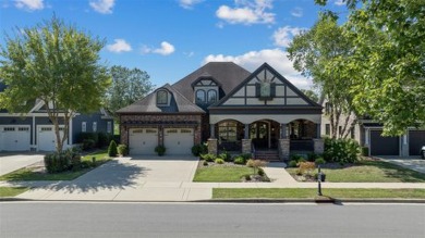 Immaculate home located in the Villages of Olde Stone on The Club At Olde Stone in Kentucky - for sale on GolfHomes.com, golf home, golf lot