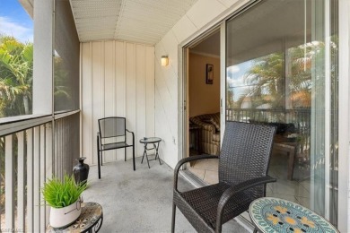 Fantastic opportunity for investors or first-time homebuyers! on Fort Myers Country Club in Florida - for sale on GolfHomes.com, golf home, golf lot