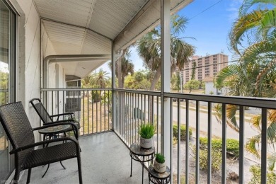 Fantastic opportunity for investors or first-time homebuyers! on Fort Myers Country Club in Florida - for sale on GolfHomes.com, golf home, golf lot