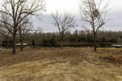 Seller offering $5,000 towards buyer's concessions!  Discover an on Cherokee Village South Course in Arkansas - for sale on GolfHomes.com, golf home, golf lot