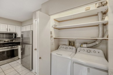 Newly refreshed 2 story townhome located in the desirable Indian on Willow Crest Golf Club in Illinois - for sale on GolfHomes.com, golf home, golf lot