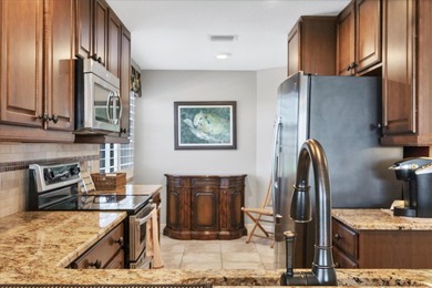 End unit 3 bedroom 2 bath in popular Boca Vista Harbor! This on Coral Creek Club in Florida - for sale on GolfHomes.com, golf home, golf lot