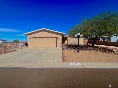 Beautiful Golf Course Living in Fortuna Foothills: Located on on Foothills Executive Golf Course in Arizona - for sale on GolfHomes.com, golf home, golf lot