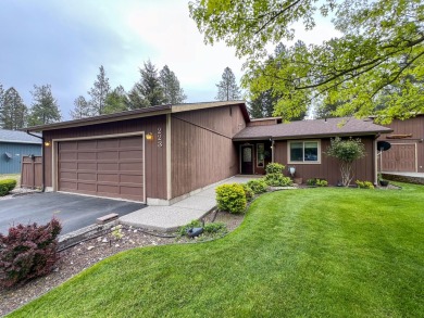 A wonderful opportunity to own a ONE-LEVEL home located on the on Chewelah Golf and Country Club  in Washington - for sale on GolfHomes.com, golf home, golf lot