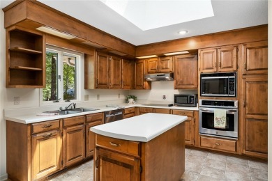 Exceptional Price Per Square Foot in Keowee Key - Room to on Keowee Key Golf and Country Club in South Carolina - for sale on GolfHomes.com, golf home, golf lot