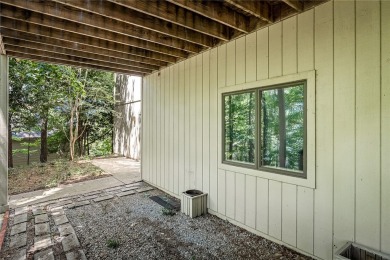 Exceptional Price Per Square Foot in Keowee Key - Room to on Keowee Key Golf and Country Club in South Carolina - for sale on GolfHomes.com, golf home, golf lot