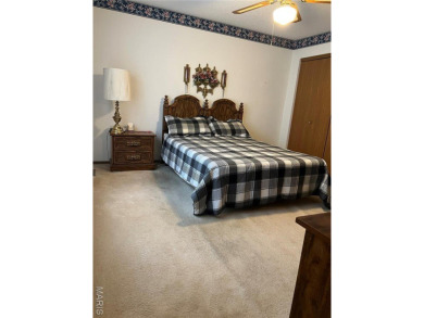 3 bedroom, 3 bath home close to Bent Creek Golf Course. One on Bent Creek Golf Course in Missouri - for sale on GolfHomes.com, golf home, golf lot