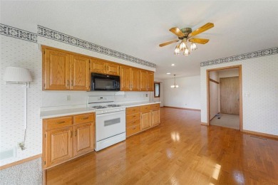 Picturesque views, wonderfully convenient, and plenty of space! on Brooktree Golf Course in Minnesota - for sale on GolfHomes.com, golf home, golf lot