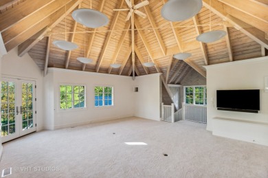 SELLER RELOCATING FOR PROFESSION REASONS!! REIMAGINED LUXURY - on Indian Hill Club in Illinois - for sale on GolfHomes.com, golf home, golf lot