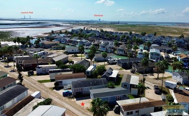 Charming and completely remodeled inside and out Park Model w/ on Long Island Golf Course in Texas - for sale on GolfHomes.com, golf home, golf lot