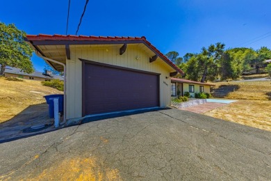 Move in ready home located in Yosemite Lakes Park with OWNED on Yosemite Lakes Park Golf Course in California - for sale on GolfHomes.com, golf home, golf lot