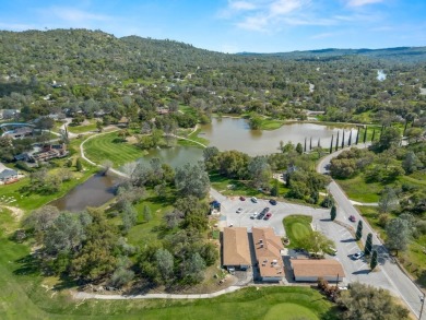 Move in ready home located in Yosemite Lakes Park with OWNED on Yosemite Lakes Park Golf Course in California - for sale on GolfHomes.com, golf home, golf lot