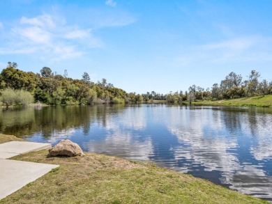 Move in ready home located in Yosemite Lakes Park with OWNED on Yosemite Lakes Park Golf Course in California - for sale on GolfHomes.com, golf home, golf lot