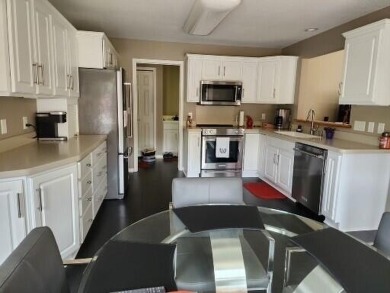 Beautifully updated and decorated Richlyn Manor Condominium on Lenawee Country Club in Michigan - for sale on GolfHomes.com, golf home, golf lot