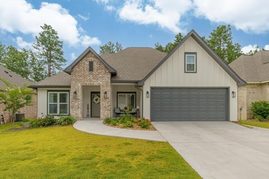 A must-see nearly new 4-bedroom, 3-bath custom-built home that on Shadow Ridge Golf Club in Mississippi - for sale on GolfHomes.com, golf home, golf lot