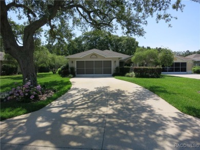 Enjoy maintenance-free living in this beautiful, well-maintained on Brentwood Farms Golf Club in Florida - for sale on GolfHomes.com, golf home, golf lot