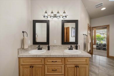 MLS# 284473 Custom built Parade Home that backs up to Horn on Horn Rapids Golf Club in Washington - for sale on GolfHomes.com, golf home, golf lot