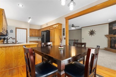 Welcome home to lake life in Harborview! This gorgeous reverse 1 on Paradise Pointe Golf Complex in Missouri - for sale on GolfHomes.com, golf home, golf lot