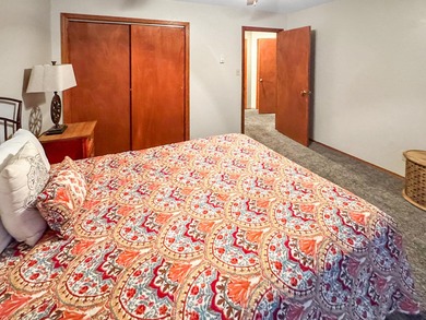 Come see this spacious 4-bedroom, 3-bath split-level, 2-story on Angel Fire Resort Country Club in New Mexico - for sale on GolfHomes.com, golf home, golf lot