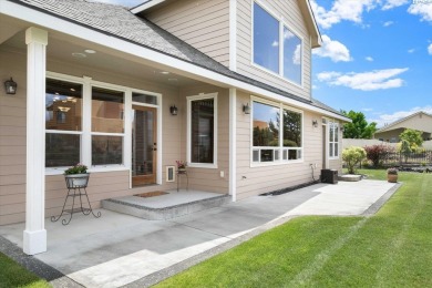MLS# 284473 Custom built Parade Home that backs up to Horn on Horn Rapids Golf Club in Washington - for sale on GolfHomes.com, golf home, golf lot