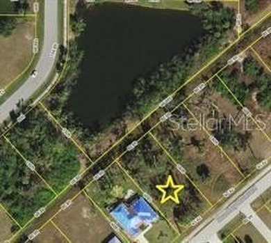 Adjacent lot (415 Boundary) is also for sale for an additional on Pinemoor West Golf Club in Florida - for sale on GolfHomes.com, golf home, golf lot