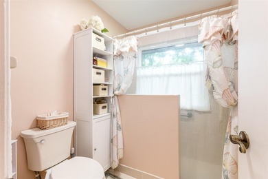 This beautifully updated 2-bedroom, 2-bathroom villa is ready on Deer Creek Golf Club in Florida - for sale on GolfHomes.com, golf home, golf lot