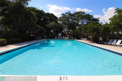 Beautiful Completely Remodeled F-Model offers the most on Oaks Country Club in Florida - for sale on GolfHomes.com, golf home, golf lot