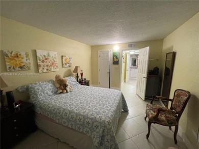 Beautiful and completely remodeled one bedroom in na 55+ on Sunrise Lakes Phase IV Golf Course in Florida - for sale on GolfHomes.com, golf home, golf lot