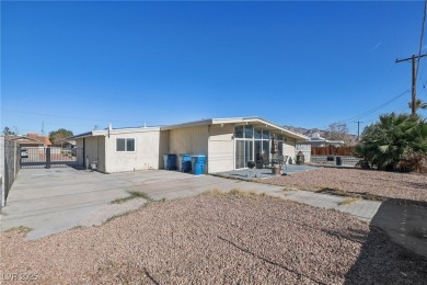 No HOA, on a golf course, and RV Parking! This well maintained on Desert Rose Golf Course in Nevada - for sale on GolfHomes.com, golf home, golf lot