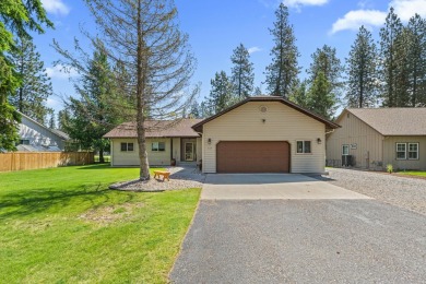 Welcome to this beautifully maintained one level home, nestled on Chewelah Golf and Country Club  in Washington - for sale on GolfHomes.com, golf home, golf lot