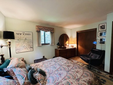 Welcome to this cozy 2-bedroom, 1-bath ranch home nestled in the on Pocono Farms Country Club in Pennsylvania - for sale on GolfHomes.com, golf home, golf lot