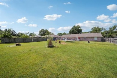 Very well-kept 3 bedroom, 2 bathroom brick home in Pryor! This on Pryor Creek Golf Course in Oklahoma - for sale on GolfHomes.com, golf home, golf lot