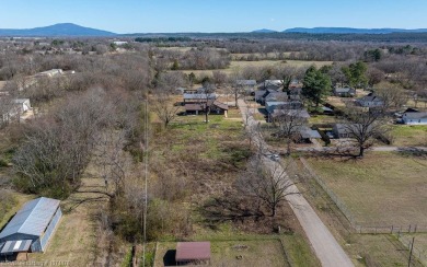 Looking for some extra space without leaving town? This property on Cherokee Creek Golf Club in Arkansas - for sale on GolfHomes.com, golf home, golf lot