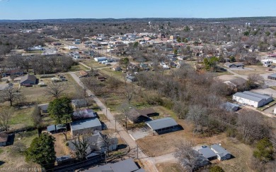 Looking for some extra space without leaving town? This property on Cherokee Creek Golf Club in Arkansas - for sale on GolfHomes.com, golf home, golf lot