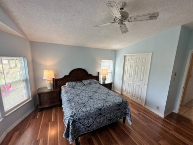This 2-bedroom, 2 bathrooms Palm Harbor home is located on the on Del Tura Golf and Country Club in Florida - for sale on GolfHomes.com, golf home, golf lot