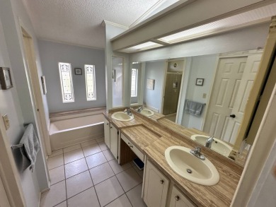 This 2-bedroom, 2 bathrooms Palm Harbor home is located on the on Del Tura Golf and Country Club in Florida - for sale on GolfHomes.com, golf home, golf lot