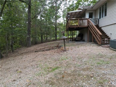 Fantastic location--a half a mile to Scottsdale Golf Course and on Bella Vista Country Club - Scottsdale in Arkansas - for sale on GolfHomes.com, golf home, golf lot