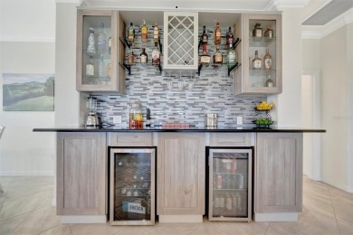 This stunning three-bedroom, two-bath second floor coach home on Lakewood National Golf Club in Florida - for sale on GolfHomes.com, golf home, golf lot
