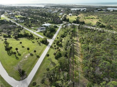 11,000 sq. ft. residential building lot located in the deed on Rotonda Golf and Country Club The Links Course in Florida - for sale on GolfHomes.com, golf home, golf lot