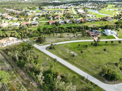 11,000 sq. ft. residential building lot located in the deed on Rotonda Golf and Country Club The Links Course in Florida - for sale on GolfHomes.com, golf home, golf lot