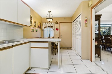 Calling ALL GOLFERS & SNOWBIRDS! Pristine, Beautiful & LARGE, 3 on  in Florida - for sale on GolfHomes.com, golf home, golf lot